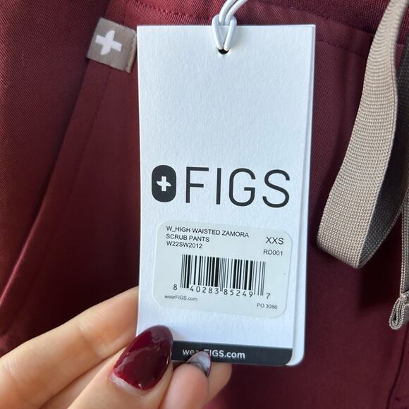Figs High Waisted Zamora Jogger Scrub Pants in Cherry Red Size XXS NWT - Picture 4 of 5